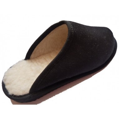 Winter slippers in sheep's wool and hemp