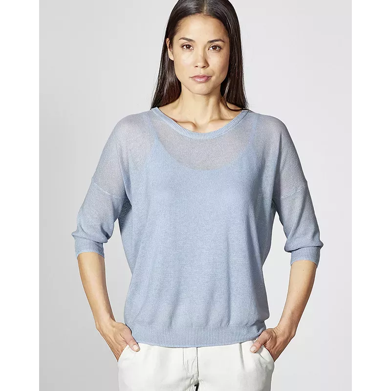 Lightweight and casual sweater