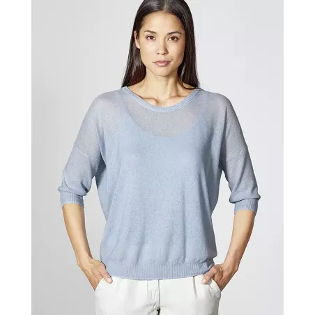 Lightweight and casual sweater