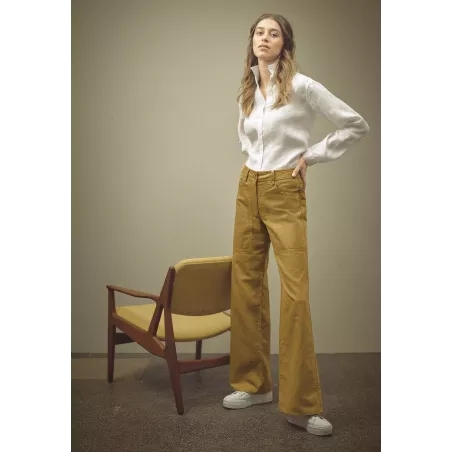 Pullover con camicia in stile polo colletto